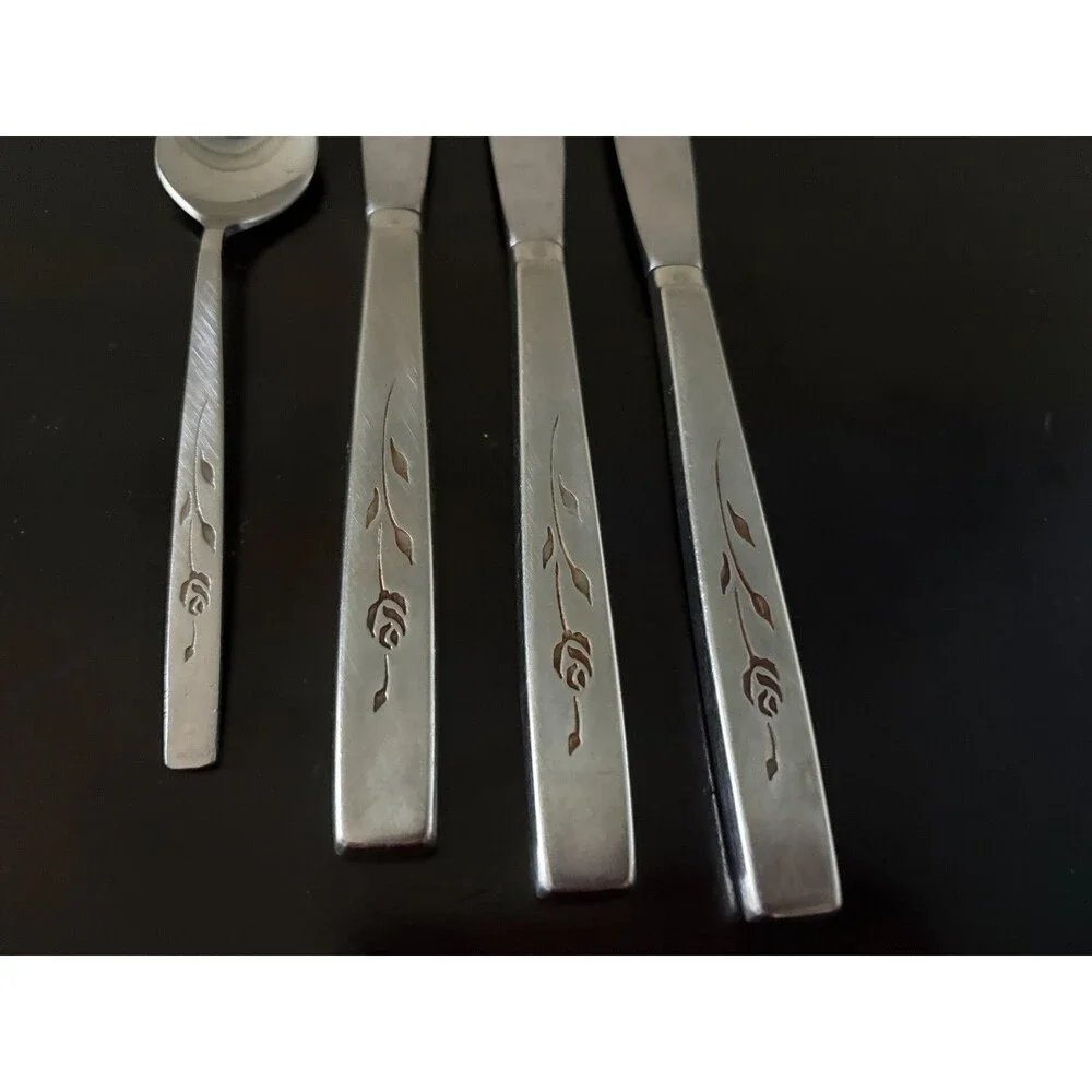Oneida Oneidacraft Deluxe Capistrano Flatware Lot 3 Butter Knives 1 Spoon